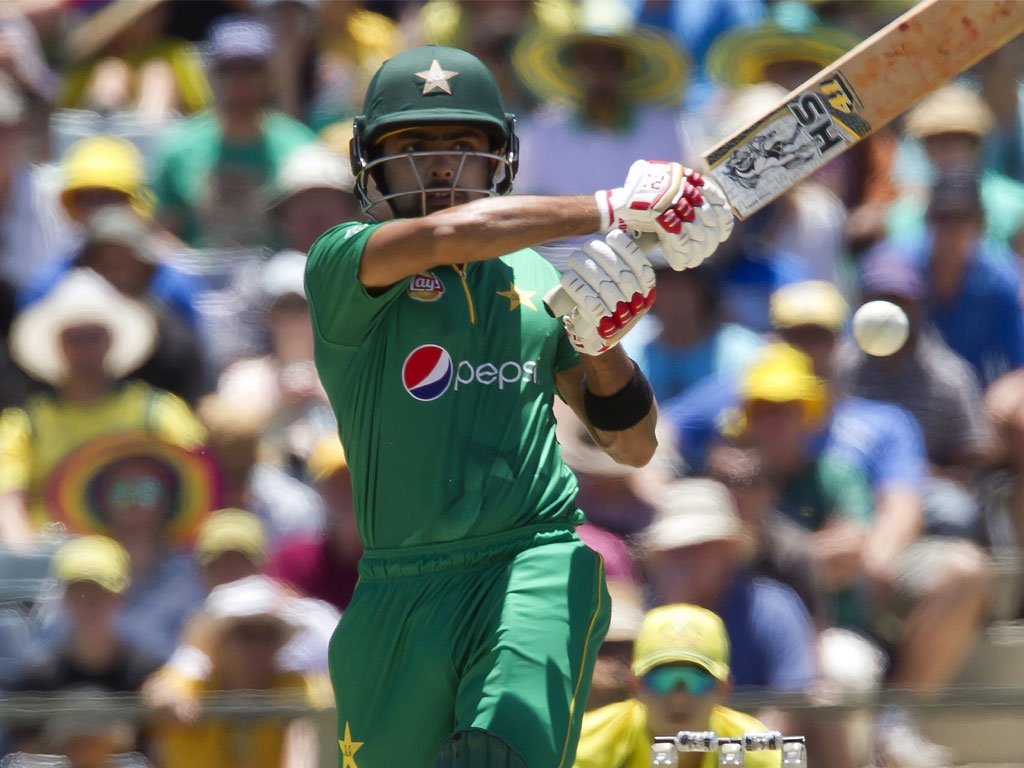 babar-azam-pull-shot-images-wallpapers